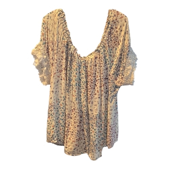 h.i.p. Tops - h.i.p. Cream Floral Puff Sleeve Peasant Blouse